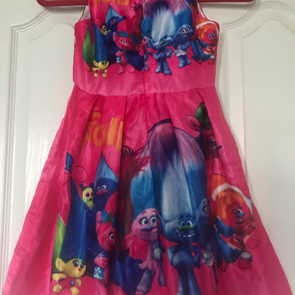 Size 6/7 NWOT dress - Picture 2 of 4